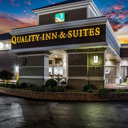 Quality Inn & Suites Kansas City - Independence I-70 East Exterior foto